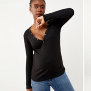 A Pea in The Pod x Grey State Maternity Henley Long Sleeve Shirt (Black)